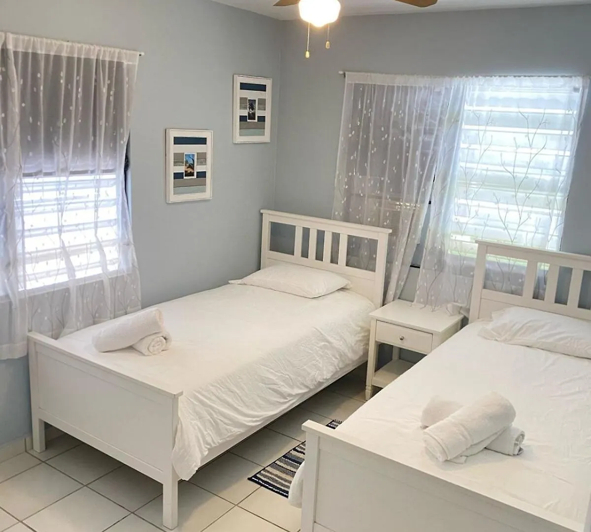 Seabreeze Family Beach Retreat Arecibo Tatil Evi